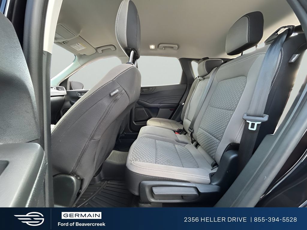 Used 2022 Ford Escape SE w/ SE Sport Appearance Package FWD image 22