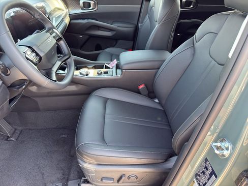 New 2026 Kia Sorento EX FWD image 10