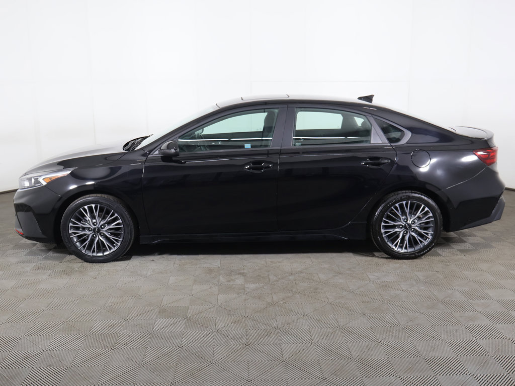 Used 2022 Kia Forte GT-Line w/ GT-Line Premium Package FWD image 18