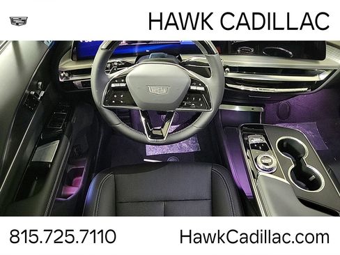 New 2026 Cadillac Lyriq Signature Sport AWD/4WD image 14
