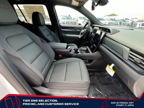 New 2026 GMC Terrain AT4 w/ Convenience Package III AWD/4WD image 20