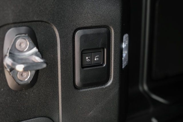 New 2026 Land Rover Defender 110 X AWD/4WD image 67