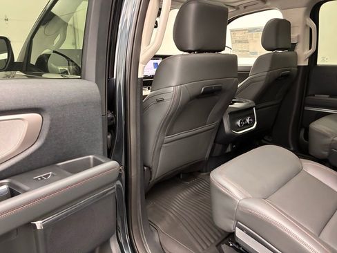 New 2025 Ford Expedition Max Active image 31