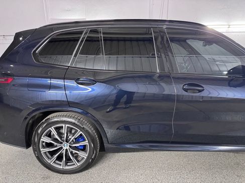 Used 2024 BMW X5 xDrive40i w/ M Sport Package AWD/4WD image 9