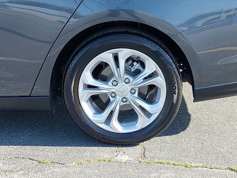 Certified 2024 Honda Accord LX image 34