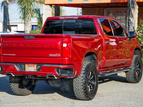 Used 2019 Chevrolet Silverado 1500 High Country image 9