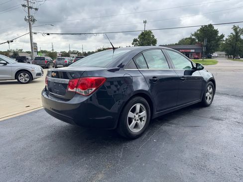 Used 2014 Chevrolet Cruze LT w/ Technology Package FWD image 9
