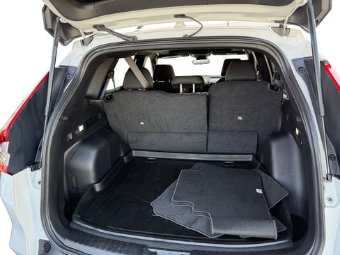 Used 2025 Honda CR-V Sport image 12