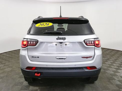 Used 2026 Jeep Compass Trailhawk AWD/4WD image 10