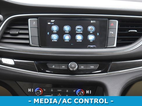 Used 2019 Buick Enclave Essence image 21