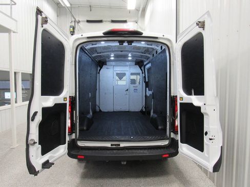 Used 2020 Ford Transit 250 Medium Roof AWD w/ Load Area Protection Package image 15