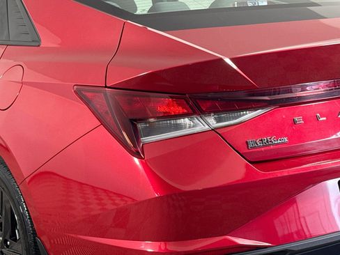 Used 2022 Hyundai Elantra SEL FWD image 36