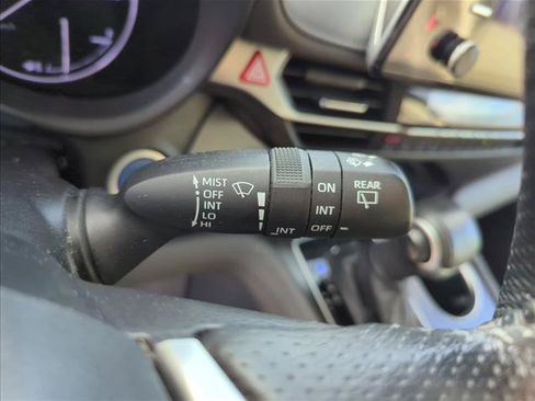 Certified 2021 Toyota Sienna Limited FWD image 18