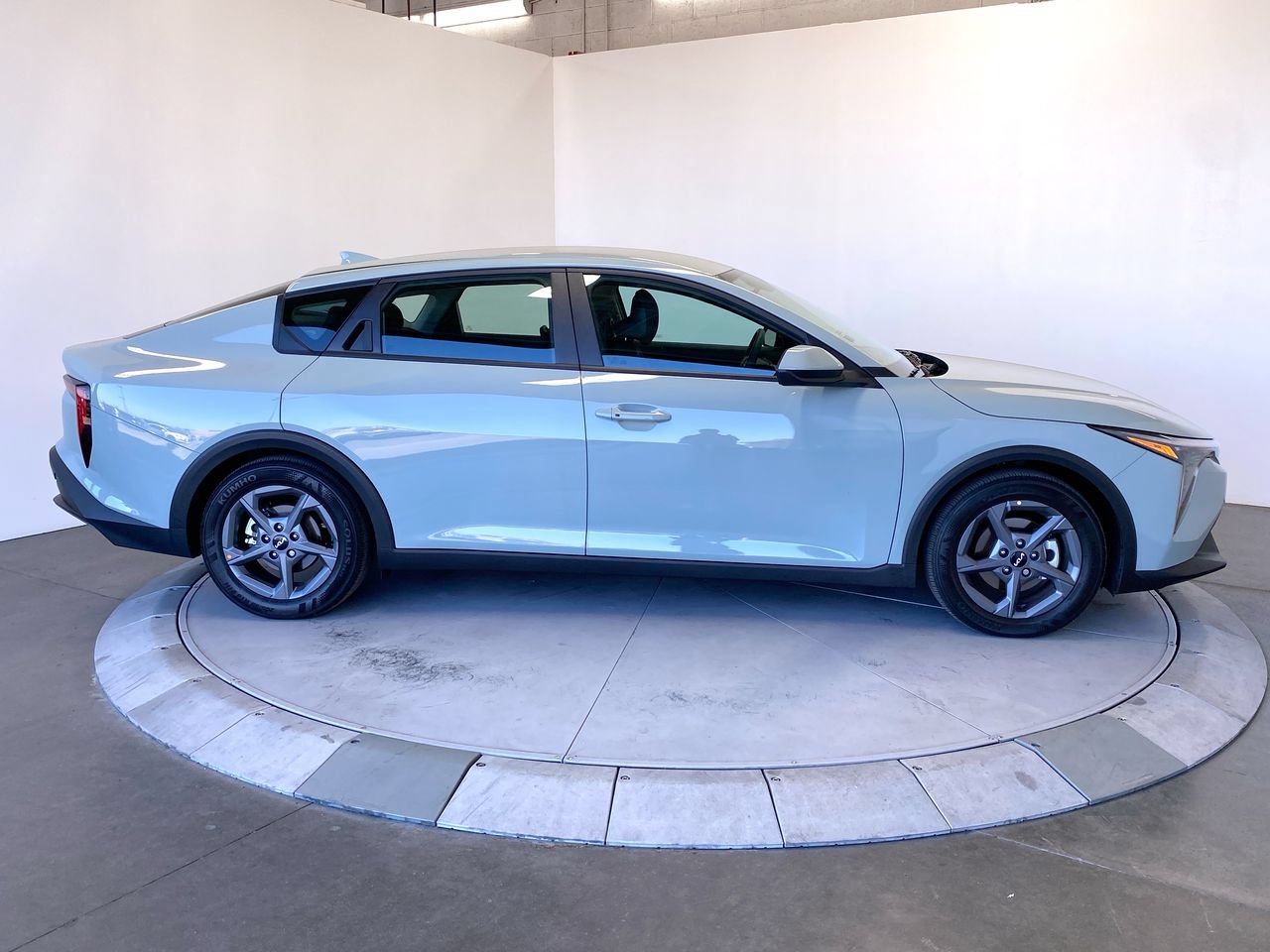 Certified 2026 Kia K4 FWD image 6