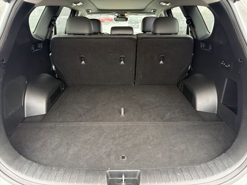 Used 2023 Hyundai Santa Fe SEL w/ Premium Package image 19