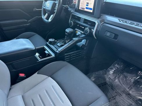 Used 2024 Toyota Tacoma TRD Off-Road w/ TRD Off Road Upgrade Package AWD/4WD image 20