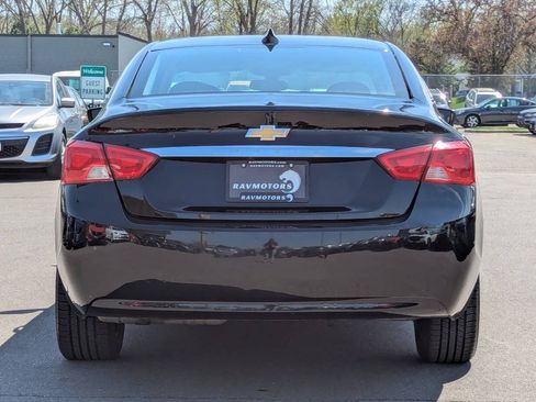 Used 2019 Chevrolet Impala LS FWD image 10