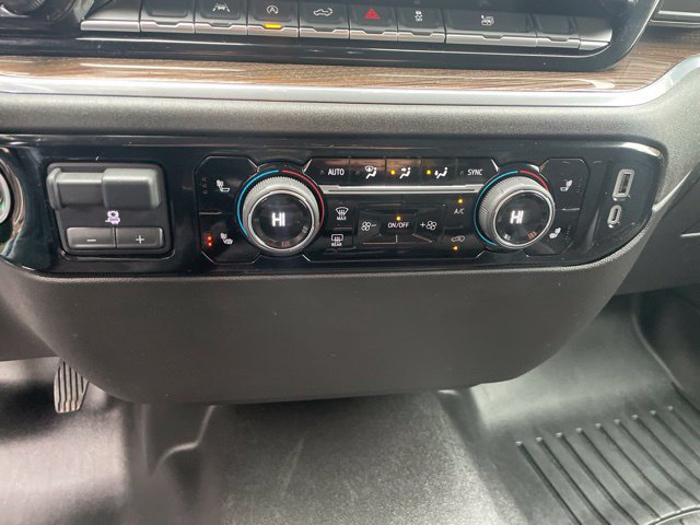 Used 2025 Chevrolet Silverado 1500 LT AWD/4WD image 33
