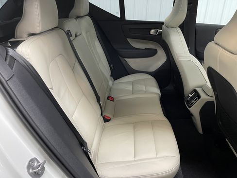 Used 2023 Volvo XC40 B5 Plus w/ Driver Assist Package AWD/4WD image 23