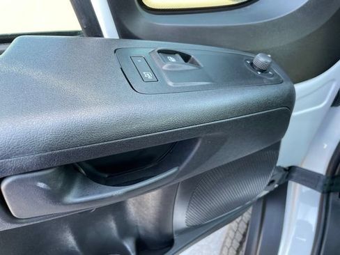 New 2024 RAM ProMaster 3500 w/ Delivery Van Package FWD image 17