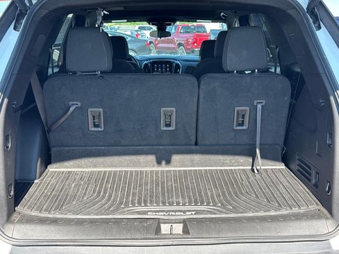 Used 2023 Chevrolet Traverse LT AWD/4WD image 4