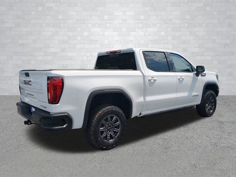 Used 2024 GMC Sierra 1500 AT4X image 4
