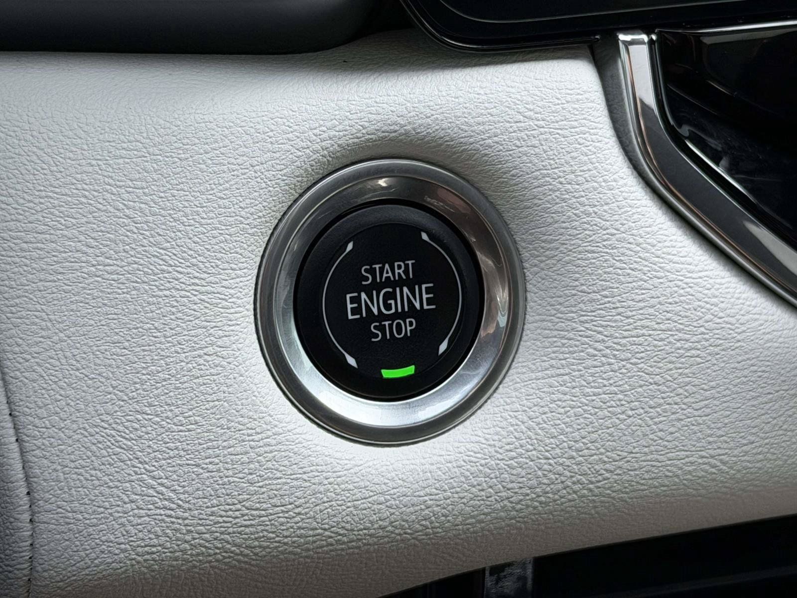 Used 2024 GMC Canyon AT4X w/ AT4X AEV Edition AWD/4WD image 16