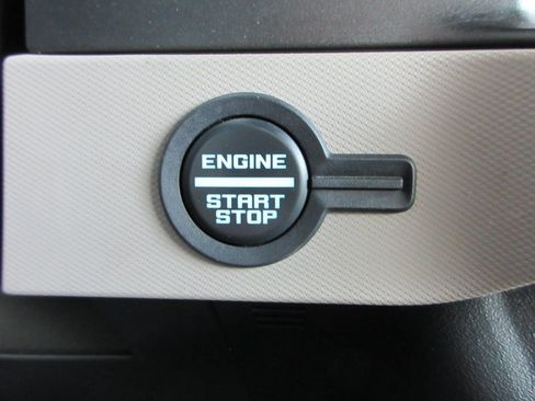 Used 2023 Ford Bronco Wildtrak AWD/4WD image 36