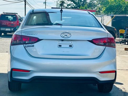 Used 2020 Hyundai Accent SE FWD image 8