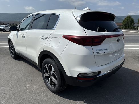 Used 2021 Kia Sportage LX AWD/4WD image 6