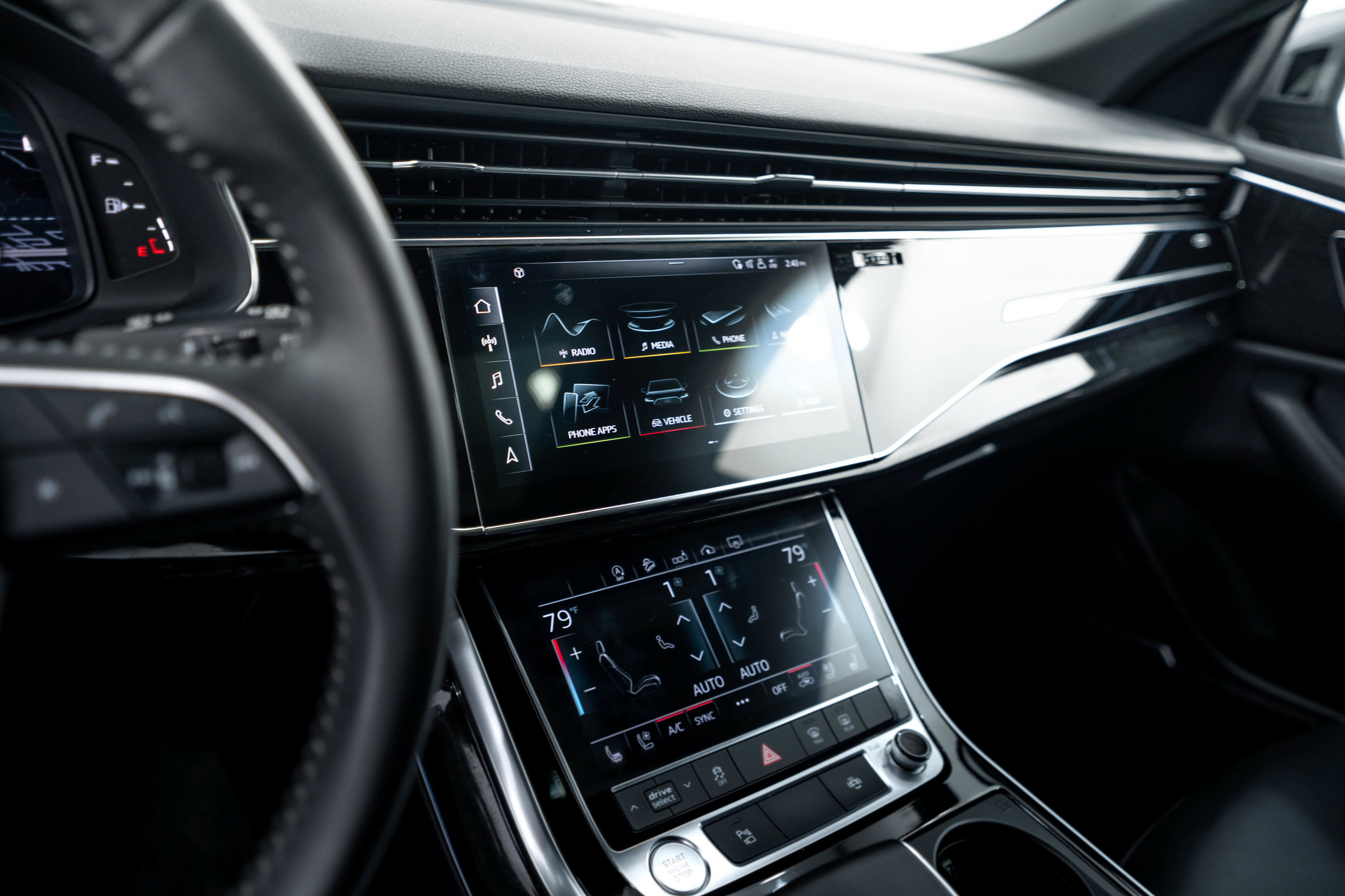Used 2020 Audi Q8 Premium Plus AWD/4WD image 12