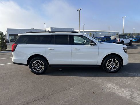New 2025 Ford Expedition Max Active RWD image 3