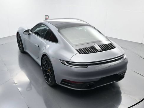 Certified 2024 Porsche 911 Carrera RWD image 35