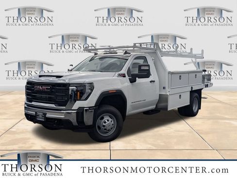 New 2026 GMC Sierra 3500 Pro w/ Convenience Package RWD image 1