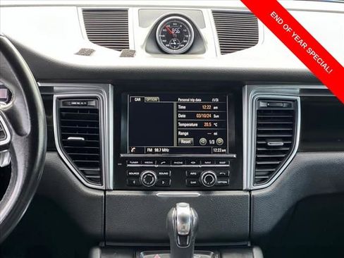 Used 2015 Porsche Macan S image 15