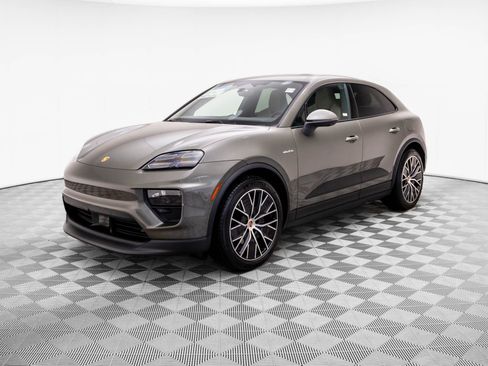 New 2026 Porsche Macan 4 Electric AWD/4WD image 1