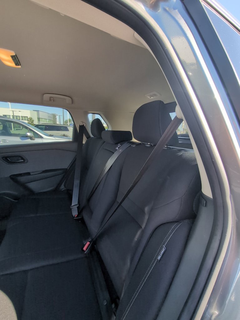 Used 2023 Nissan Rogue S AWD/4WD image 9