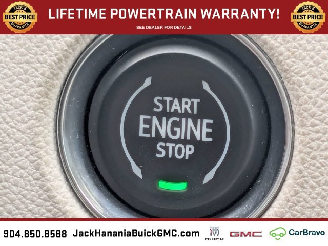 Used 2025 GMC Acadia Denali FWD image 32