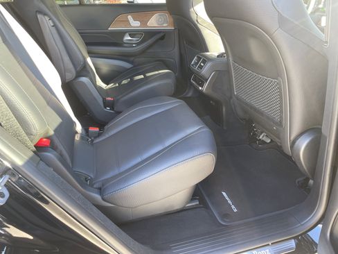 Certified 2023 Mercedes-Benz GLS 580 4MATIC image 46