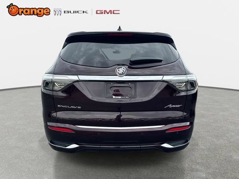 Used 2023 Buick Enclave Avenir w/ Avenir Technology Package FWD image 4