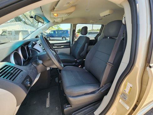 Used 2010 Dodge Grand Caravan SE FWD image 13