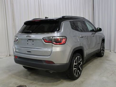Used 2021 Jeep Compass Limited w/ Sun and Sound Group AWD/4WD image 27