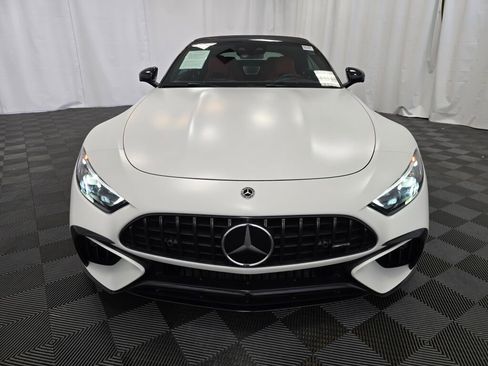 Used 2022 Mercedes-Benz SL 63 AMG 4MATIC image 9