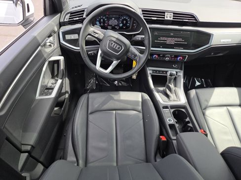 Used 2025 Audi Q3 2.0T Premium AWD/4WD image 28