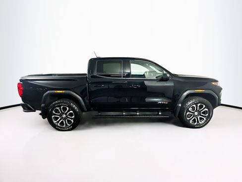 Used 2024 GMC Canyon AT4 w/ AT4 Premium Package AWD/4WD image 10