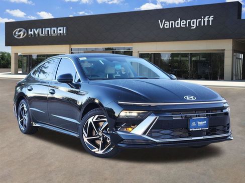 New 2026 Hyundai Sonata SEL image 1