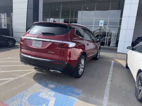 Used 2023 Buick Enclave Essence w/ Experience Buick Package image 4