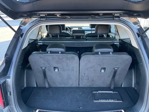 Used 2023 Kia Sorento S w/ Panoramic Sunroof Package image 17