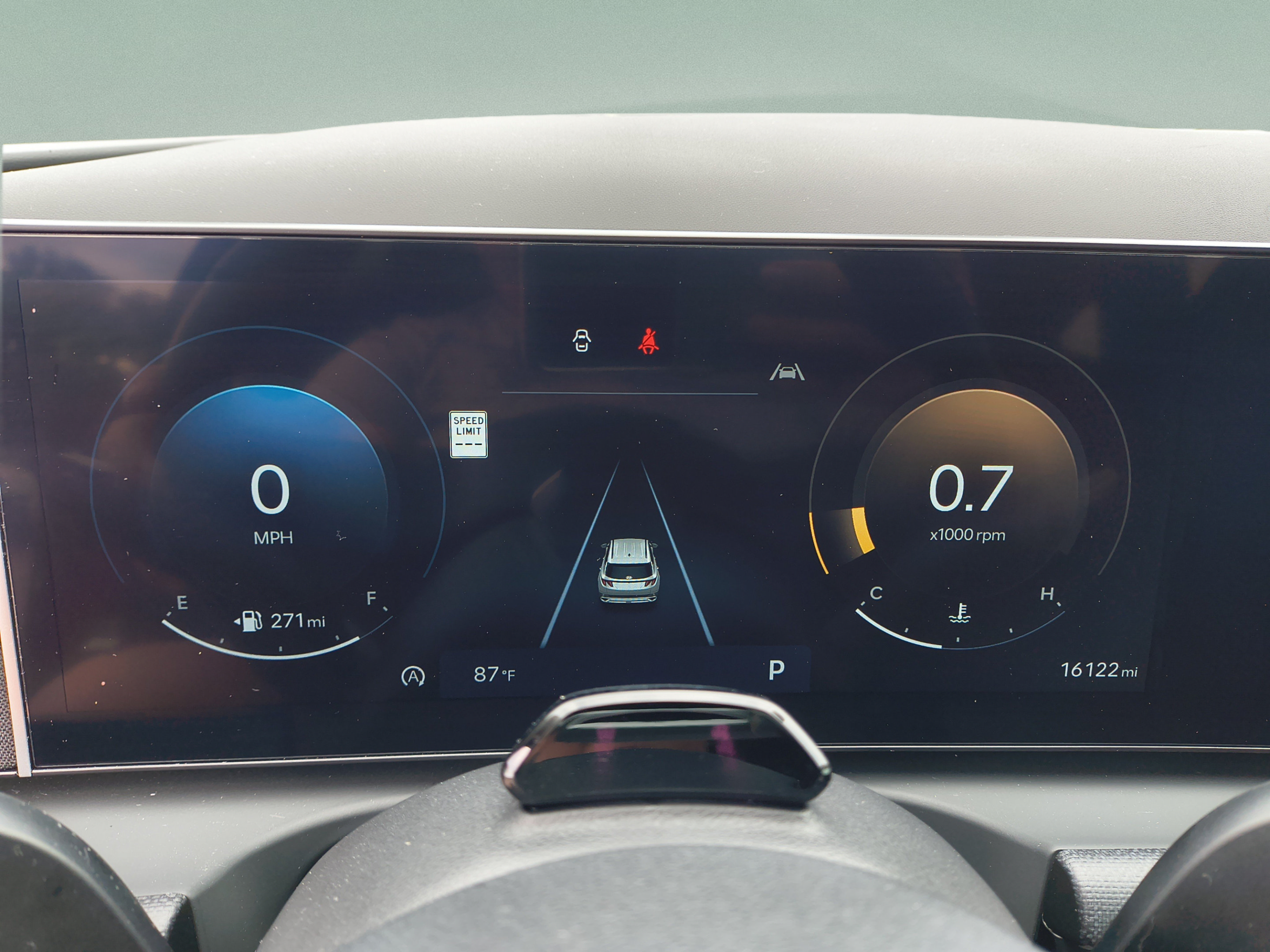 Certified 2025 Hyundai Tucson SEL FWD image 32