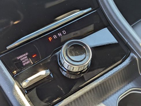 New 2025 Jeep Grand Cherokee L Limited image 18